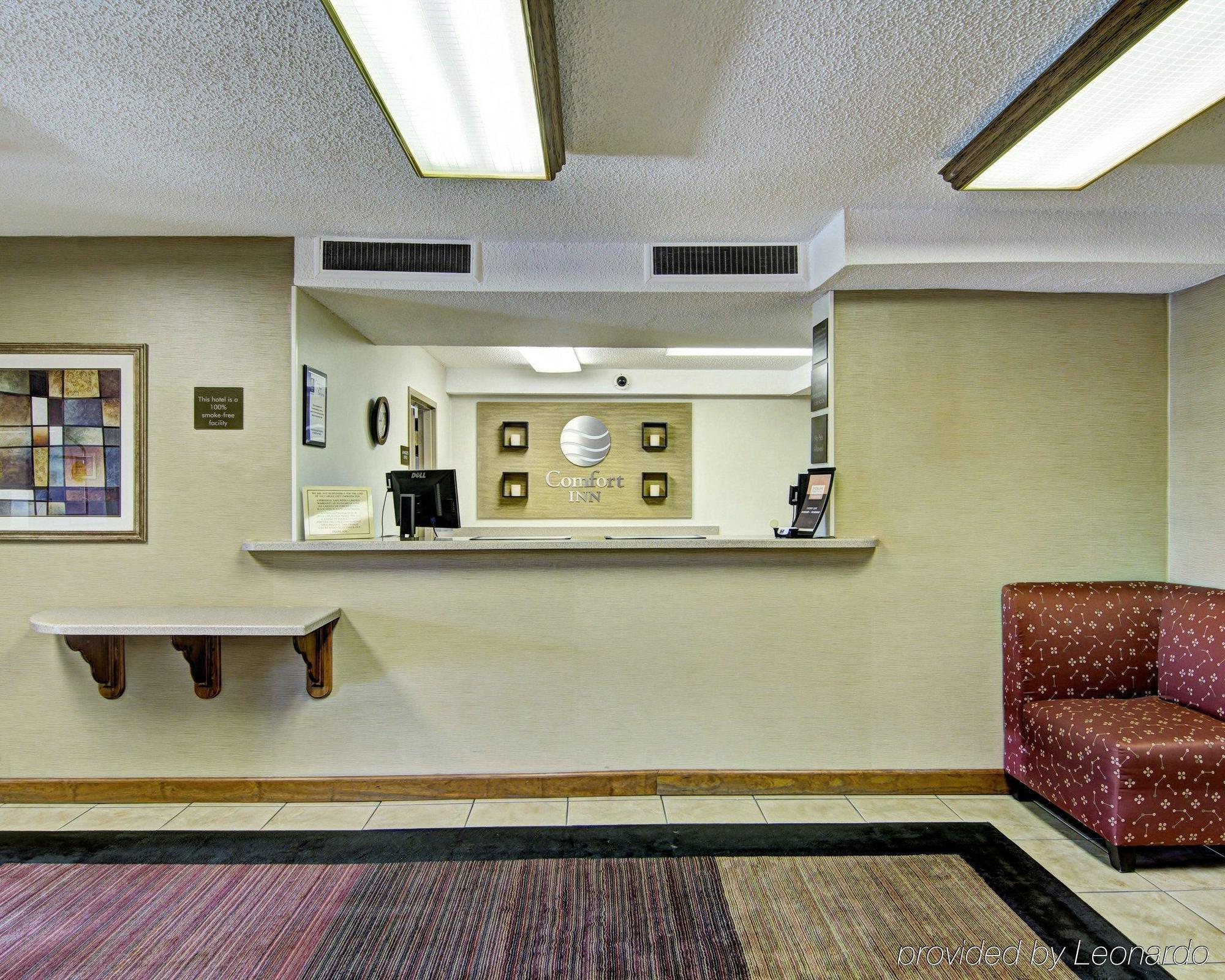 Clarion Pointe Beckley Hotel Exterior photo